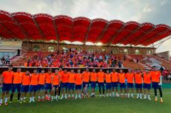 爱游戏ayx博彩 -山东泰山发布备战花絮，关键时刻伤情更新，CBA常规赛任务艰巨，更衣室氛围转暖的简单介绍