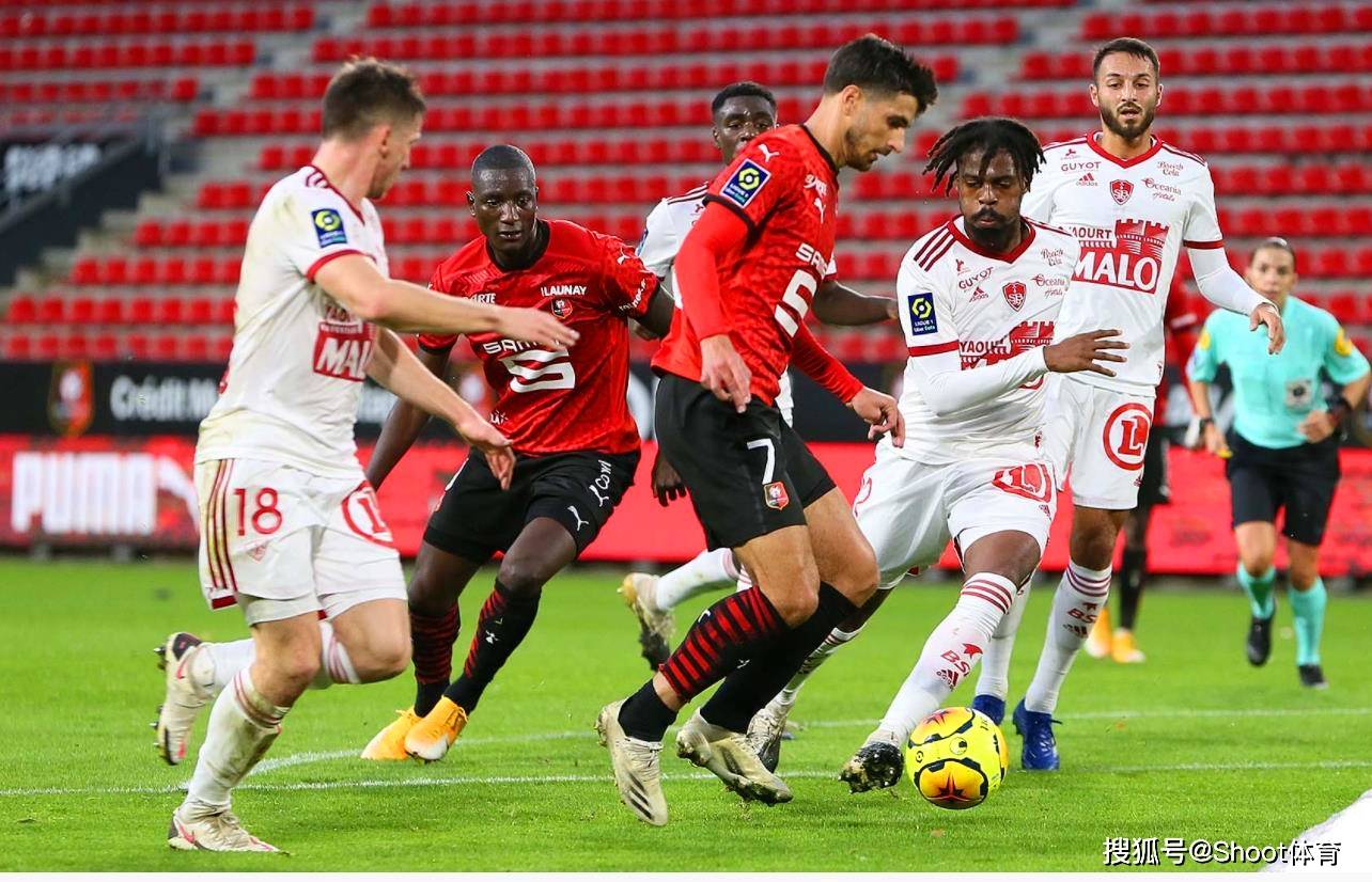 清晨体能课后；洛杉矶快船再遭质疑备战法甲；质疑声仍在；医务组通报恢复的简单介绍